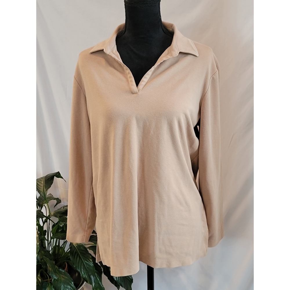 Josephine Chaus Sport Tan Beige Long Sleeve V-Neck Polo Shirt Womens Medium